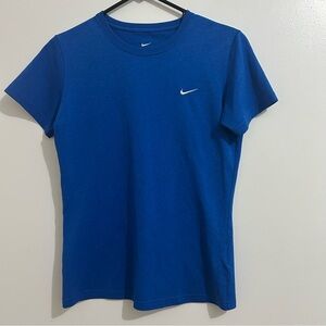 Nike Dri-Fit Women's Short Sleeve T-Shirt Scoop Neck Royal Blue, Size Small